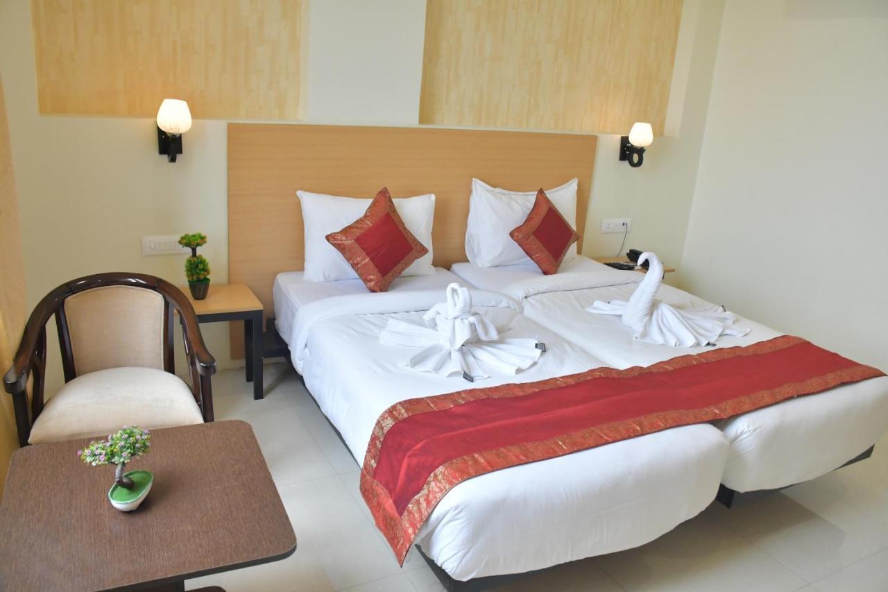 Hotel Yatharth Inn Varanasi Dış mekan fotoğraf