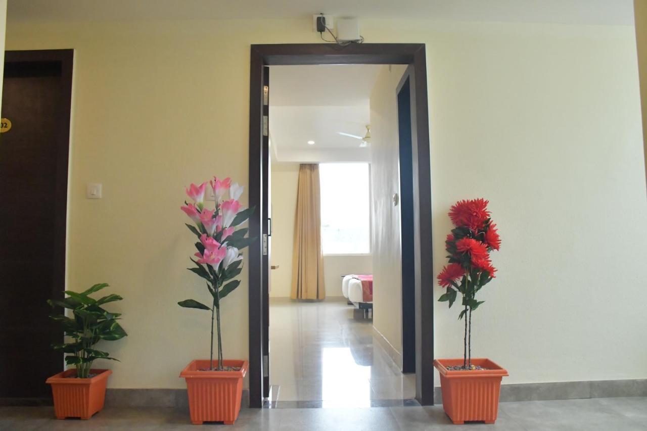Hotel Yatharth Inn Varanasi Dış mekan fotoğraf