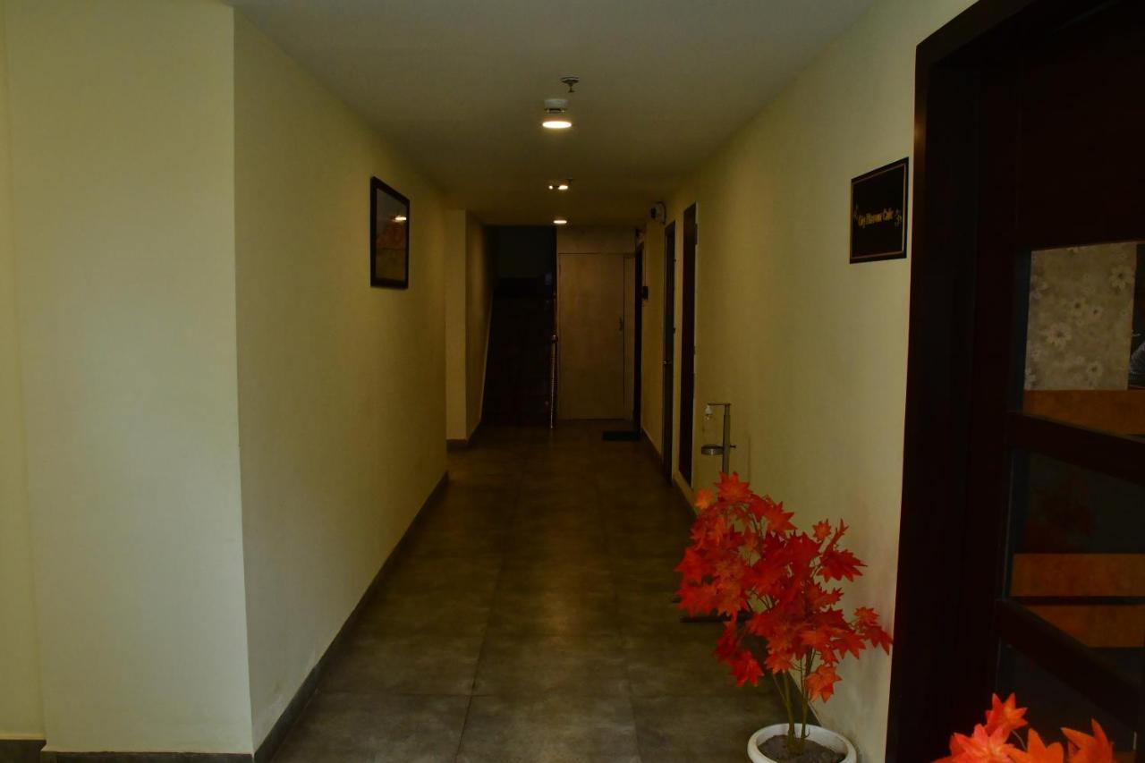 Hotel Yatharth Inn Varanasi Dış mekan fotoğraf