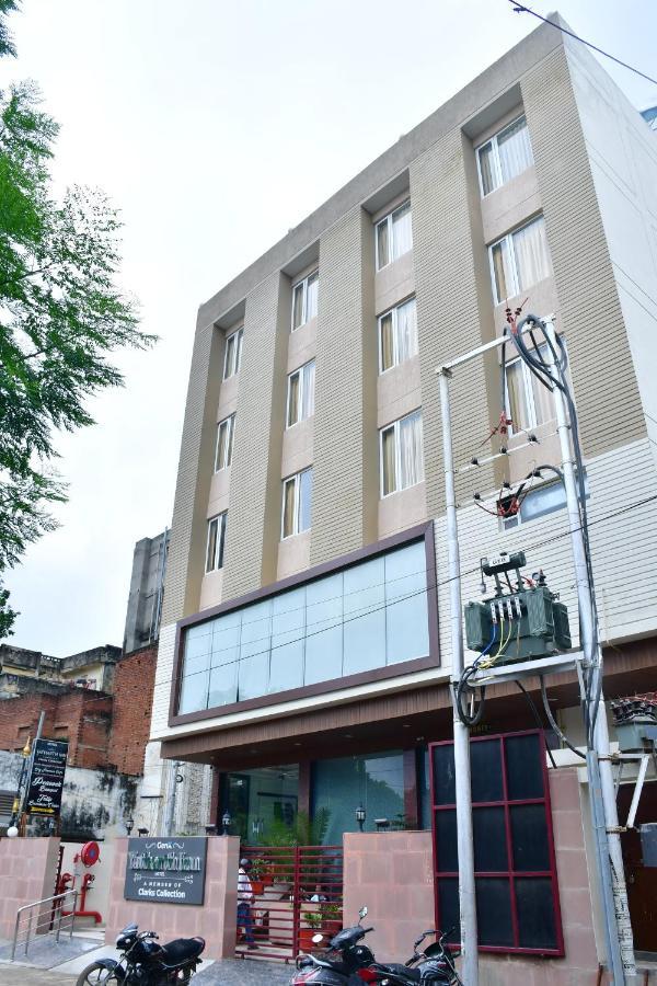 Hotel Yatharth Inn Varanasi Dış mekan fotoğraf